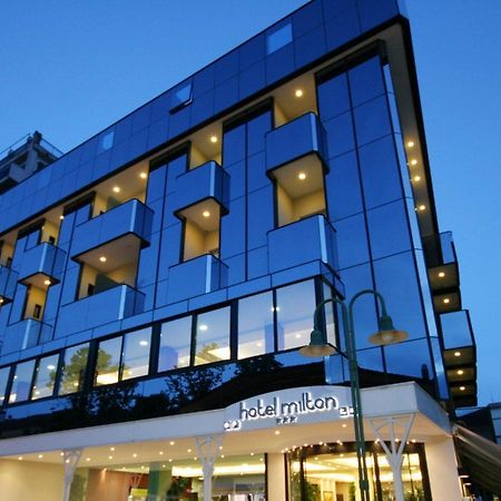 Hotel Milton Cattolica Buitenkant foto